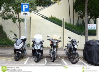 motorcycle-parking-spaces-hong-kong-showing-free-charge-still-not-popular-64001997.jpg