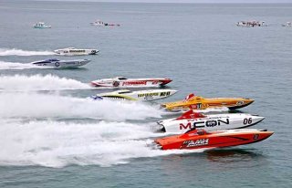 Thunder8RaceBoats.thumb.jpg.84594d4ba0fa3d49e73ae46856003215.jpg